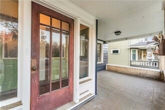 9711 Clifton Blvd-Unit -2 in Cleveland, OH - Foto de edificio - Building Photo