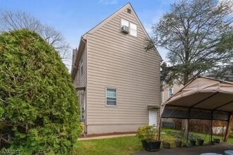 25 Kingsley St, Unit 2 in West Orange, NJ - Building Photo - Building Photo