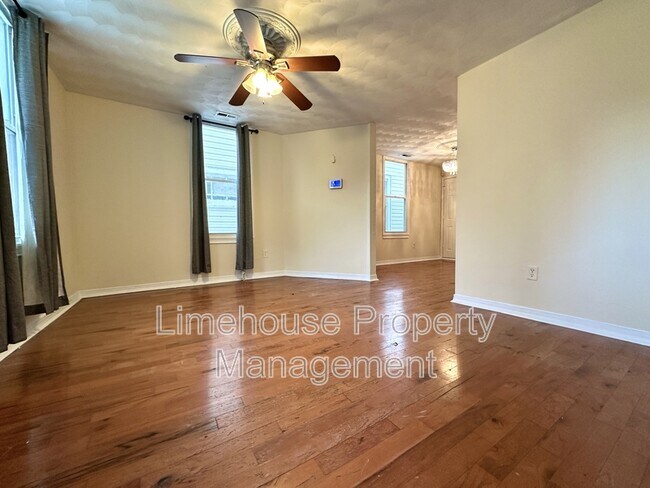 305 Hardy Ave in Norfolk, VA - Building Photo - Building Photo