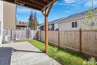 946 122nd Ave SE in Lake Stevens, WA - Building Photo - Building Photo