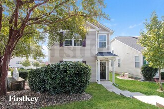 4509 David Cox Rd in Charlotte, NC - Foto de edificio - Building Photo