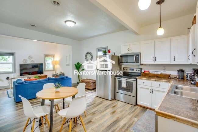 property at 1811 Quincy St NE