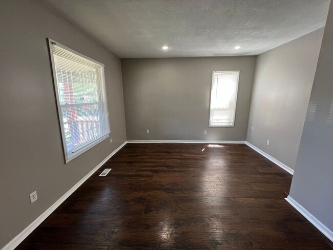 3421 E 24th St in Kansas City, MO - Building Photo - Building Photo