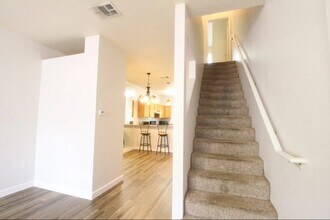 3870 SW 20th Ave, Unit Cierra Clark in Gainesville, FL - Building Photo - Building Photo