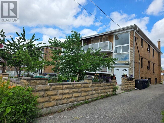property at 146 Overbrook Pl