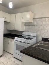 1800 Dante St, Unit 202 in New Orleans, LA - Building Photo - Building Photo