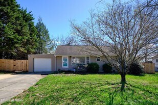 548 Murray Rd NW in Knoxville, TN - Building Photo