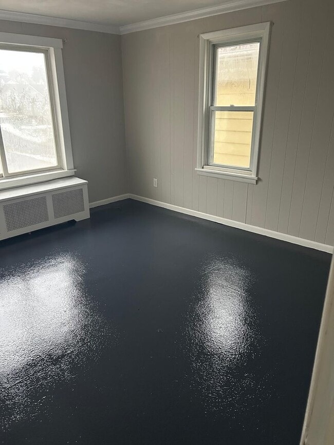 1347 W Spruce St in Coal Township, PA - Building Photo - Building Photo