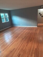 2431 W Lunt Ave in Chicago, IL - Building Photo - Building Photo