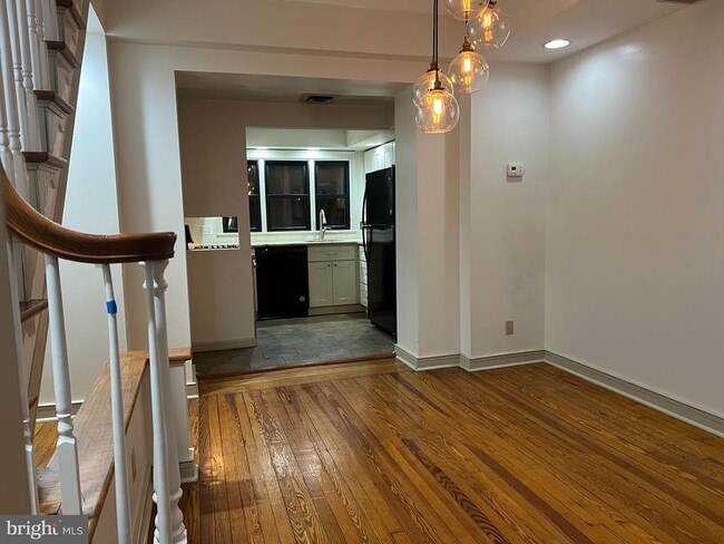 512 Kauffman St in Philadelphia, PA - Building Photo - Building Photo