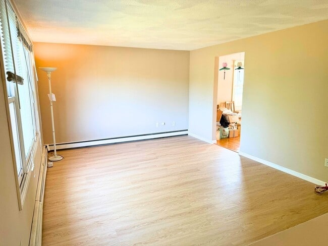 25 Clark St in Waltham, MA - Building Photo - Building Photo