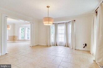 6122 Bayliss Pl in Alexandria, VA - Building Photo - Building Photo