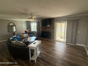 4026 Cedar Island Rd E in Jacksonville, FL - Building Photo - Building Photo