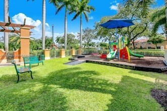 4953 Windward Way in Fort Lauderdale, FL - Building Photo - Building Photo