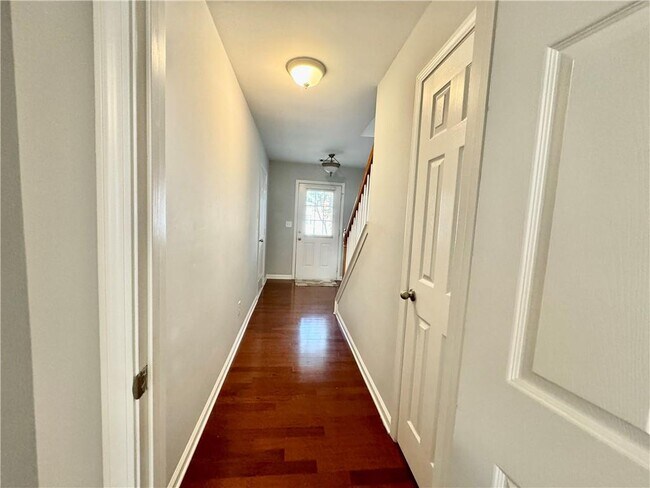 2100 Meadow Peak Rd in Duluth, GA - Building Photo - Building Photo