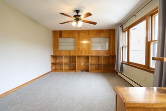 315 10th St in Windsor, CO - Foto de edificio - Building Photo