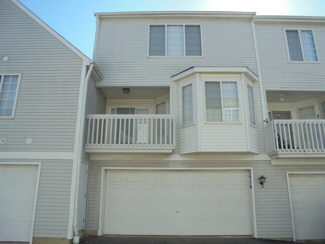 2416 Dawson Ln in Algonquin, IL - Building Photo - Building Photo