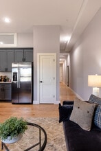 The Lofts at 93 North in Concord, NH - Foto de edificio - Building Photo
