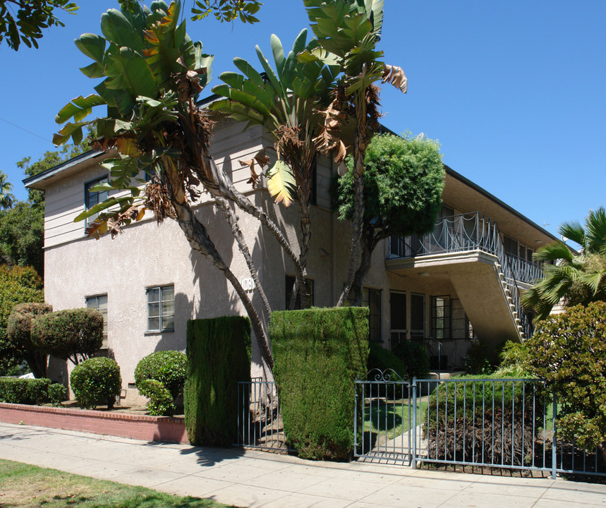 11081 Venice Blvd in Los Angeles, CA - Foto de edificio