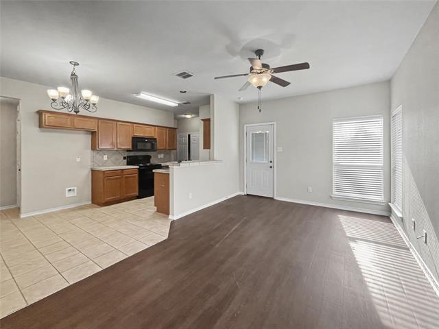 1303 Piedmont Dr in Mansfield, TX - Building Photo - Building Photo