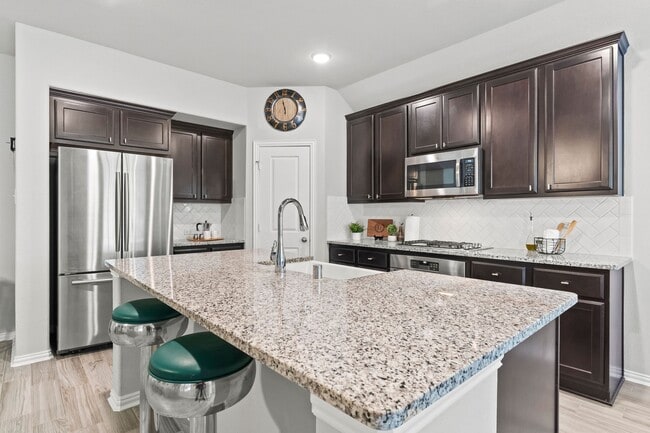 property at 3815 Wright's Landing Dr