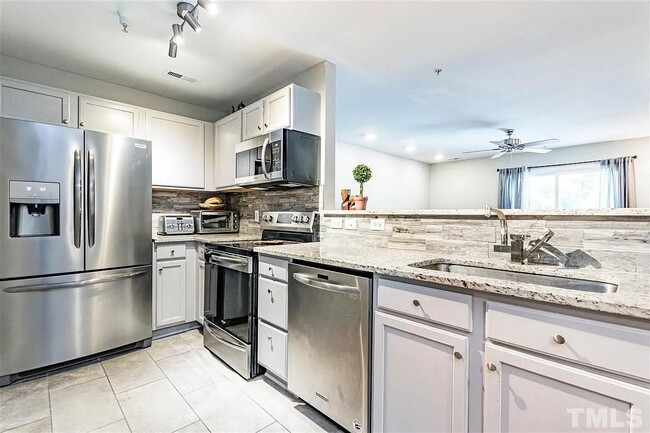 property at 1950 Trailwood Heights Ln