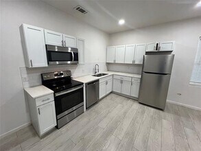 410 S Vaden St in Sherman, TX - Building Photo - Building Photo