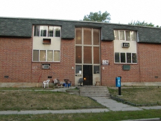 921 Madison St in Elkhart, IN - Foto de edificio