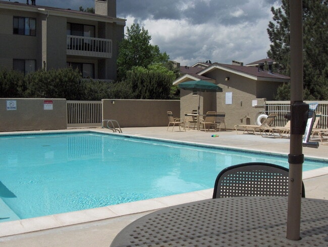 property at 30 S Boulder Cir