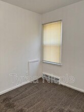 22241 Lyndon St in Detroit, MI - Building Photo - Building Photo