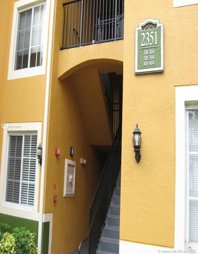 2351 W Preserve Way Apartments and Nearby Miramar Apartments For Rent