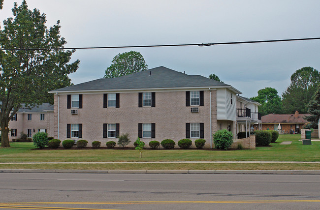 400 Blackstone Dr in Dayton, OH - Building Photo - Building Photo