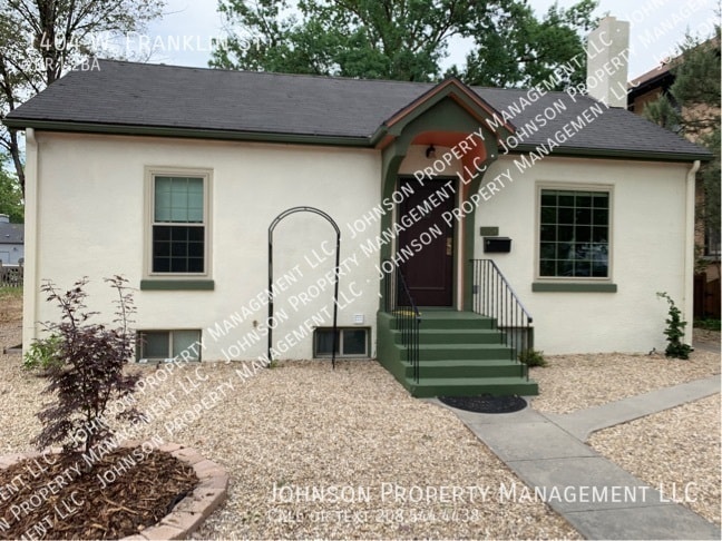 property at 1404 W Franklin Rd