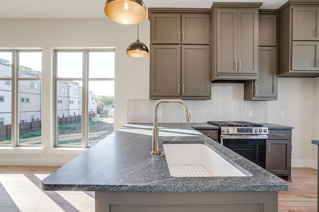 2824 Weisenberger St in Fort Worth, TX - Building Photo - Building Photo