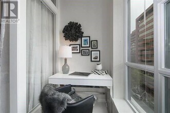 1205-1205 Howe St in Vancouver, BC - Building Photo - Building Photo