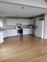 202 Lagoon Ct in Emerald Isle, NC - Building Photo - Building Photo