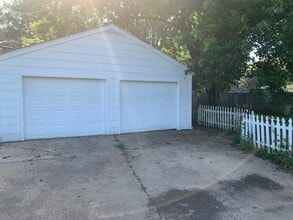 1897 Cherry Rd in Memphis, TN - Foto de edificio - Building Photo