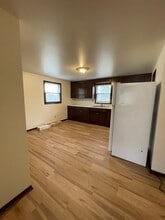 1407 Wiesner St in Green Bay, WI - Foto de edificio - Building Photo