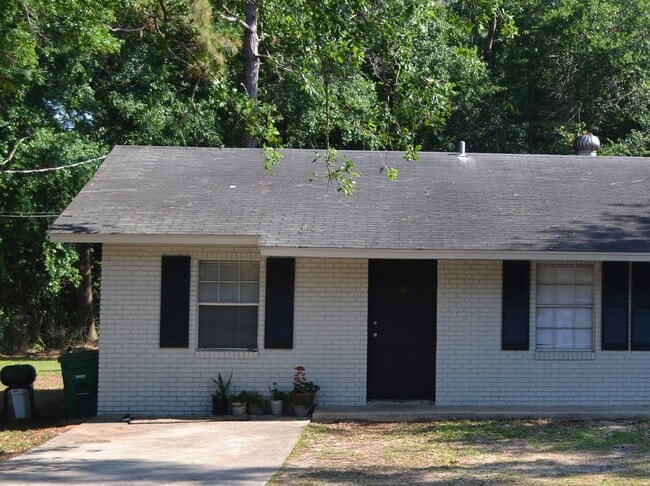 property at 314-B Rehwinkle Dr