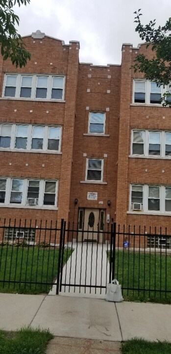 4620 W Jackson Blvd-Unit -1st Floor in Chicago, IL - Building Photo