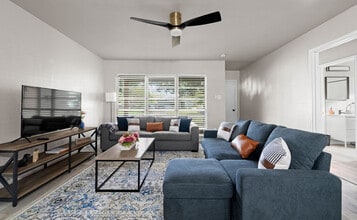 4717 Edith St in Corpus Christi, TX - Foto de edificio - Building Photo