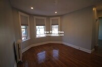 70 Strathmore Rd, Unit 7B photo'
