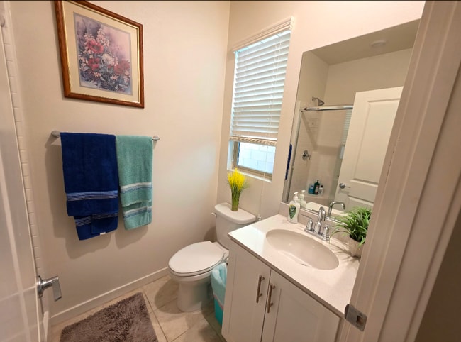 2610 E Embry Ln in Ontario, CA - Building Photo - Building Photo