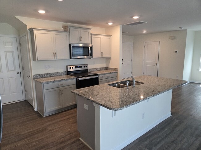 3059 Green Apple Dr in Dallas, NC - Building Photo - Building Photo