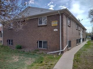 property at 1908 Clinton St