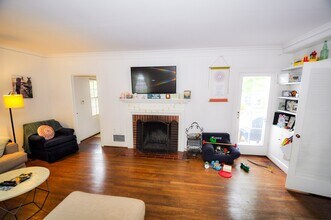 811 2nd St in Coronado, CA - Building Photo - Building Photo