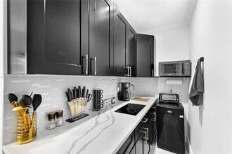 91865 Overseas Hwy in Tavernier, FL - Building Photo - Building Photo