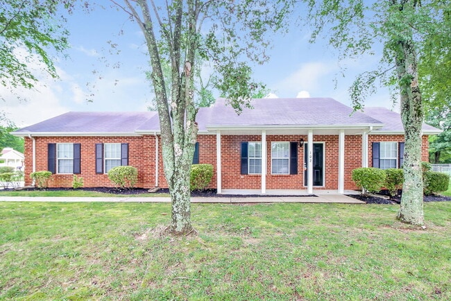 property at 102 Riverwood Dr
