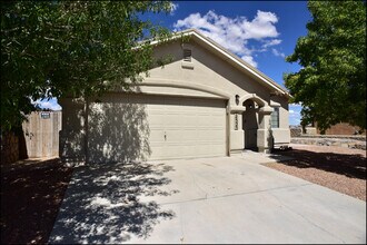 14325 Island Point Dr in El Paso, TX - Building Photo - Building Photo