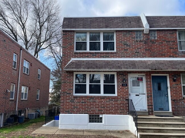614 Borbeck Ave, Unit 1 in Philadelphia, PA - Foto de edificio - Building Photo